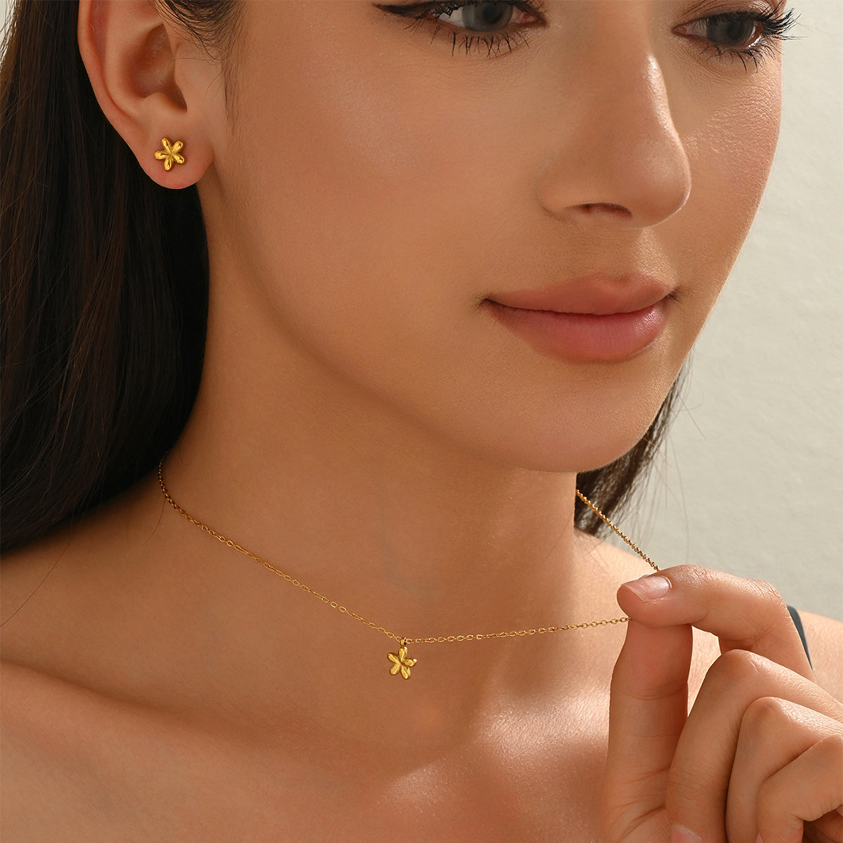 Lxalry 18K Gold Plated Flower Jewelry Set