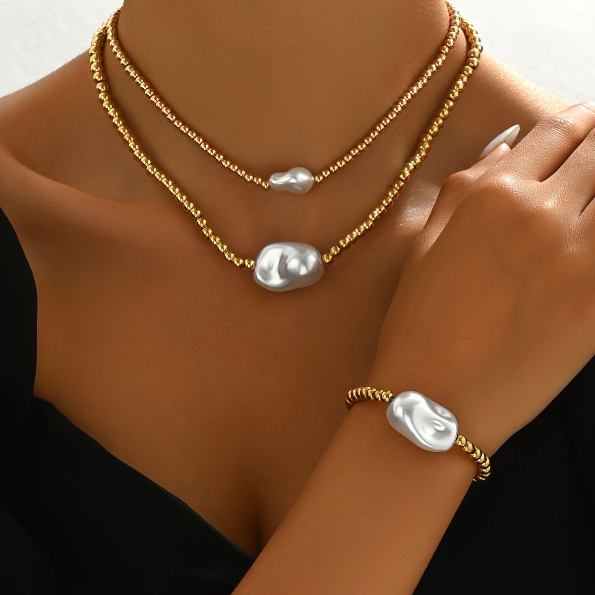 Lxalry Gold Electroplated Layered Jewelry Set