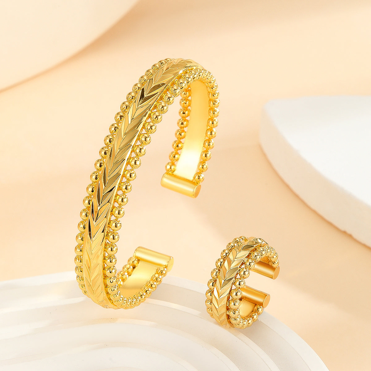Vintage Aura 2-Piece Gold Bracelet & Ring Set