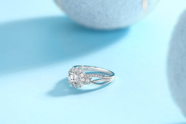 Lxalry Snow Lotus Moissanite Necklace - Zenoora