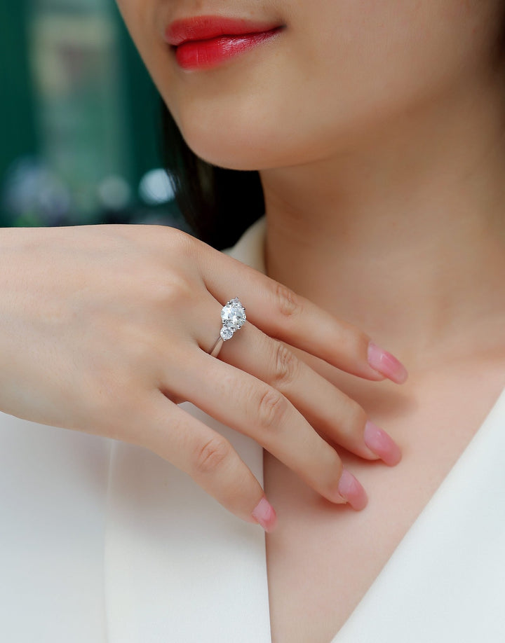 Lxalry Three Lives & Three Worlds Moissanite Necklace - Zenoora