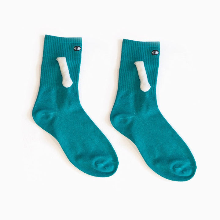 Mid Tube Black And White Couple Matching Holding Socks - Zenoora