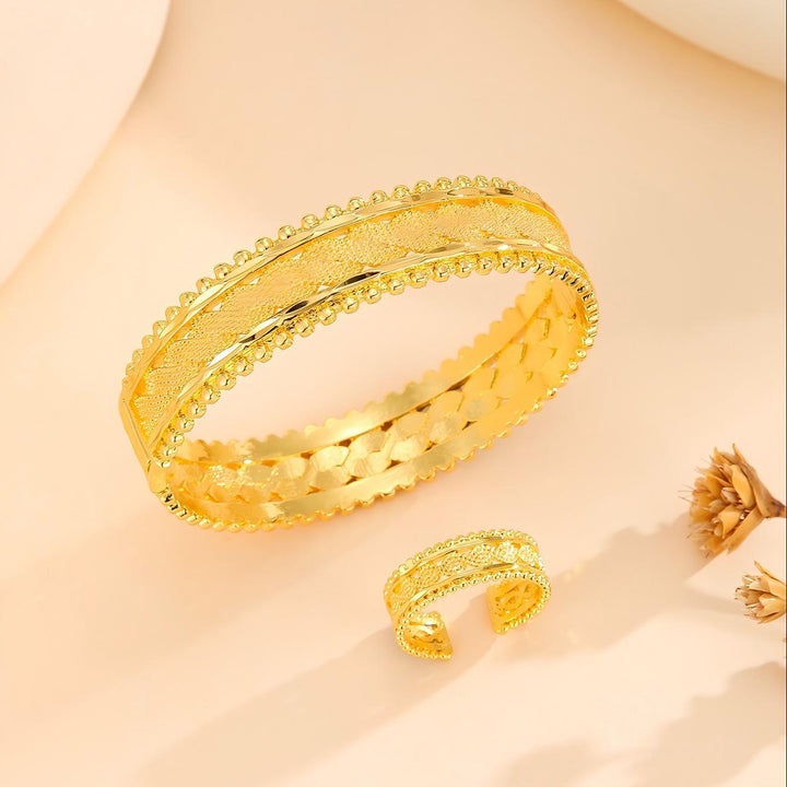 Vintage Aura 2 - Piece Gold Bracelet & Ring Set - Zenoora