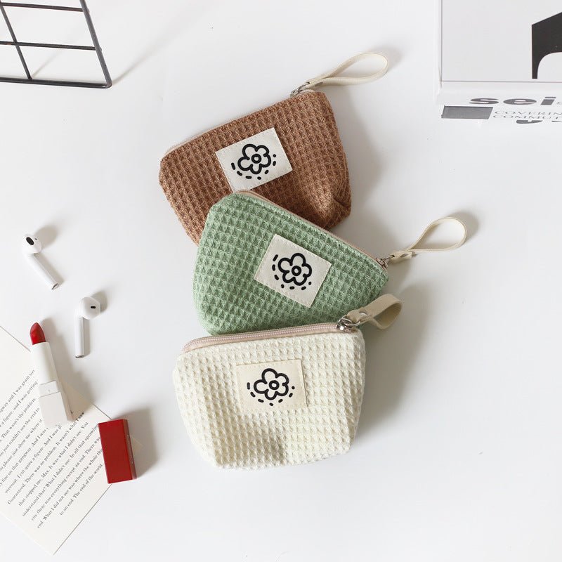 Waffle Charm Mini Pouch - Zenoora